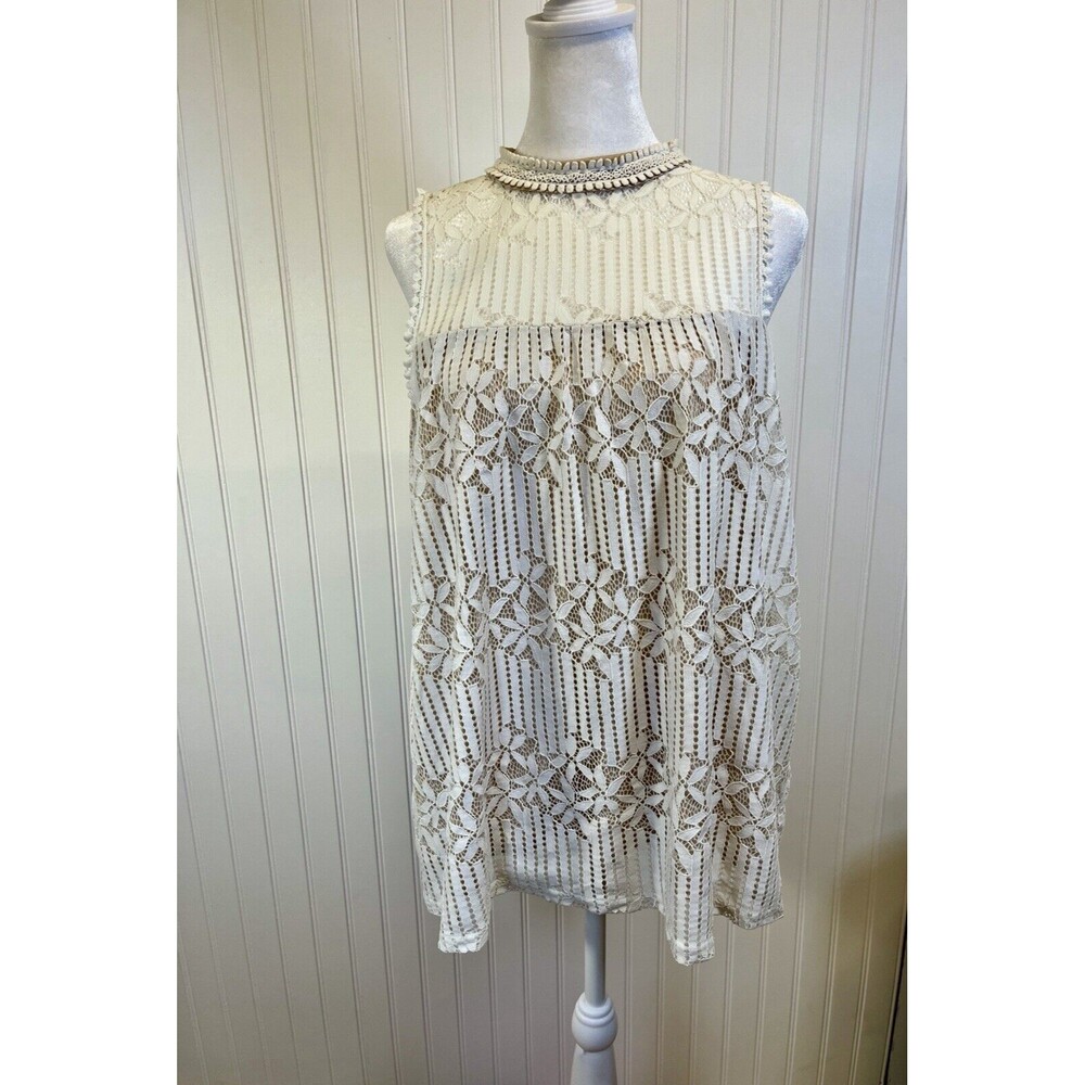Beautiful Andrée‎ By Unit White Lacy Sleeveless Blouse/Top. Nude Lining. Sz Lg